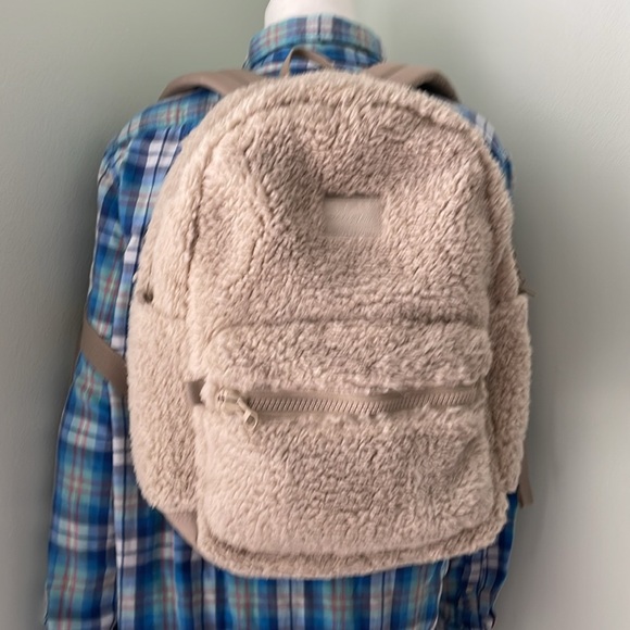 Eddie Bauer Oatmeal Sherpa Full-size backpack - Picture 2 of 7